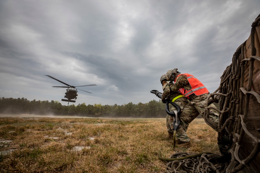 250th Brigade Support Battalion sling load training