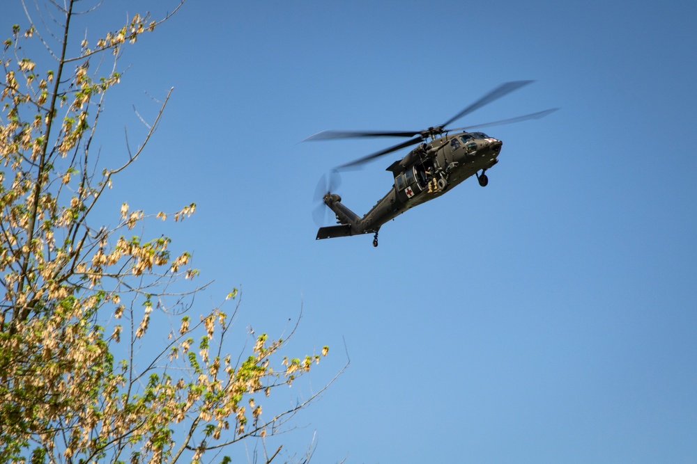 U.S. Army Reserve Soldiers perform air evacuation training at Guardian Response 19