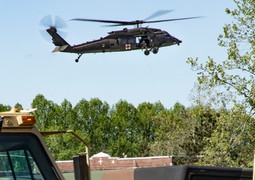 U.S. Army Reserve Soldiers perform air evacuation training at Guardian Response 19