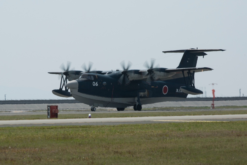 JMSDF, MCAS Iwakuni take Friendship Day 2019 to new altitudes