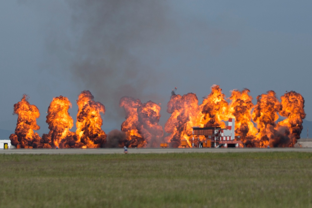 JMSDF, MCAS Iwakuni take Friendship Day 2019 to new altitudes