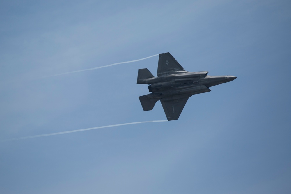 JMSDF, MCAS Iwakuni take Friendship Day 2019 to new altitudes