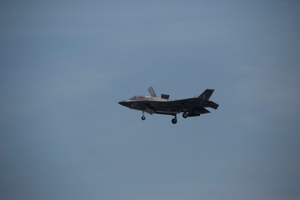 JMSDF, MCAS Iwakuni take Friendship Day 2019 to new altitudes