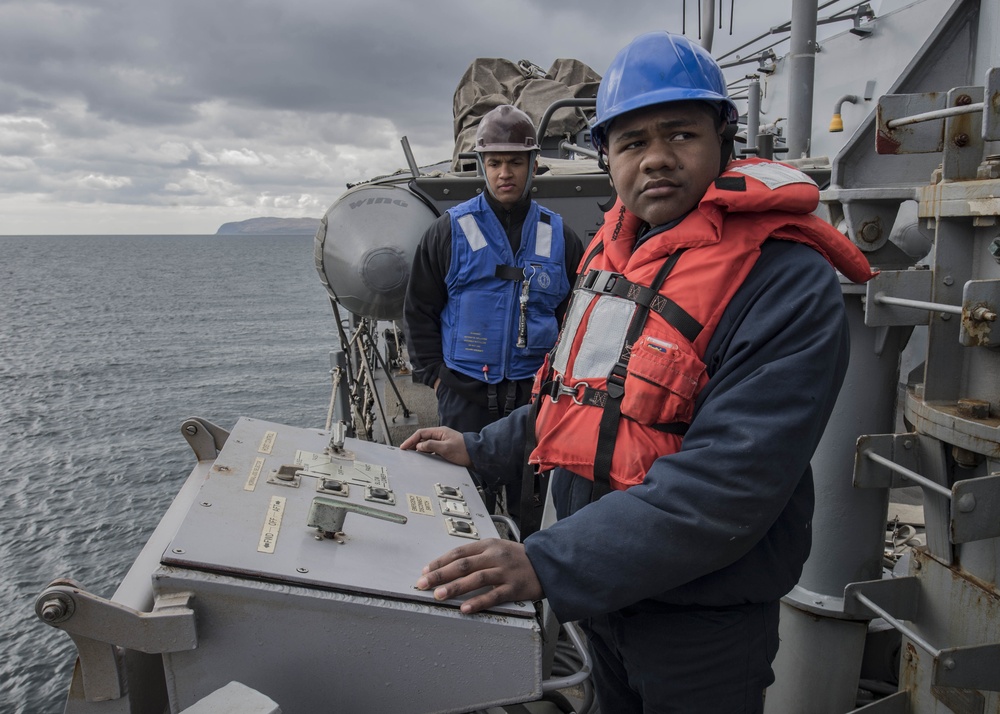 USS Carney (DDG 64)