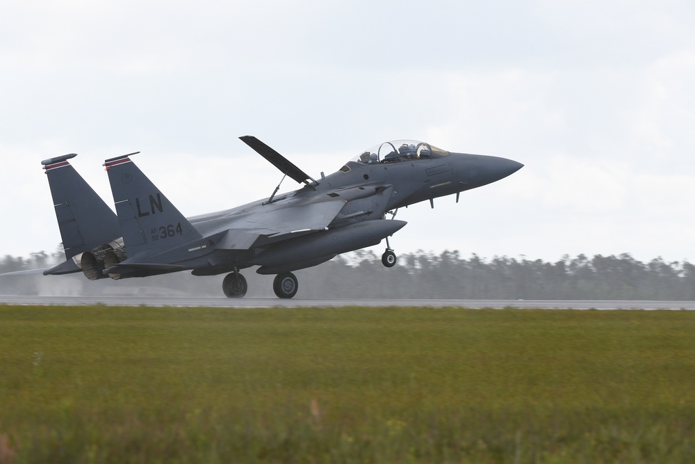 494th Fighter Squadron arrives for exercise Checkered Flag 19-1