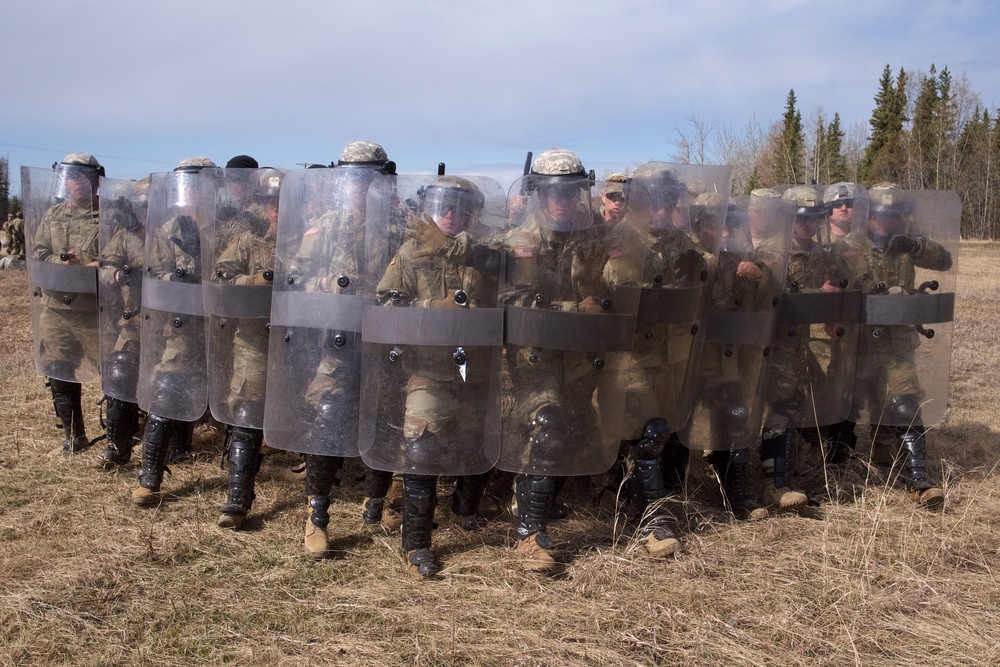 Alaska Army National Guardsmen set to deploy to Kosovo