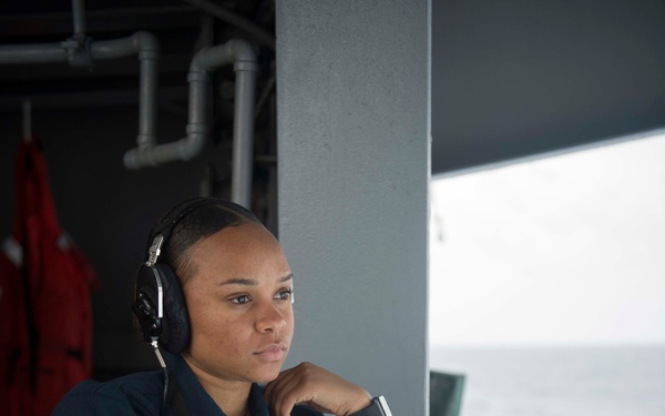 USS Dwight D. Eisenhower (CVN 69)