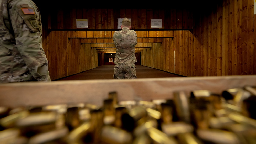 16 STB Soldiers test for the German Proficiency Badge