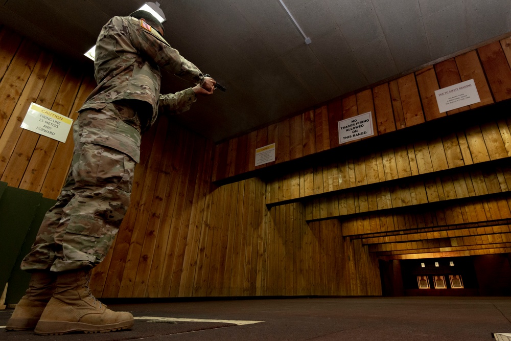 16 STB Soldiers test for the German Proficiency Badge