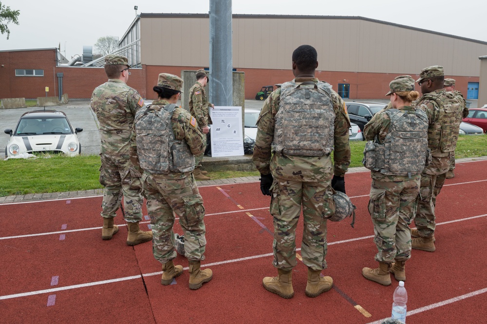 39th Strategic Signal Battalion Practices Warrior Tasks