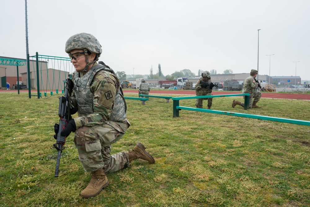 39th Strategic Signal Battalion Practices Warrior Tasks