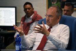 Marshall Center’s Faculty Roundtable Addresses Today’s Security Trends, Threats