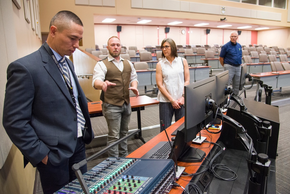 CIS2 team’s conference center upgrades bolster SOUTHCOM capabilities