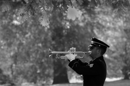 Final salute:  community says goodbye to servant-Soldier