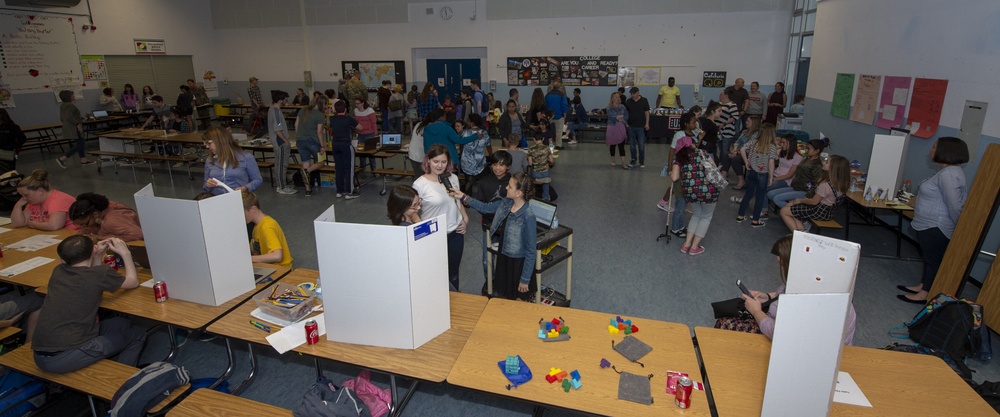 Spangdahlem Middle School hosts STEM night