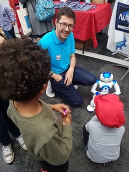 NSWCPD supports the Science Carnival in Philadelphia