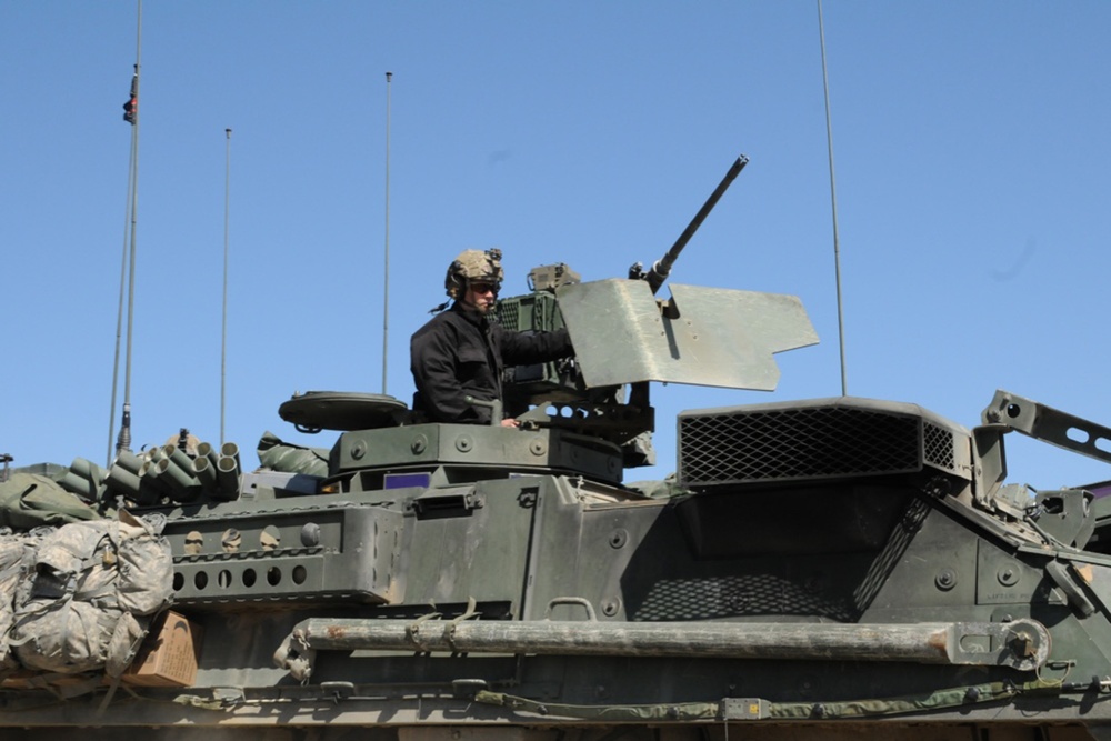 U.S. Army Soldiers and Marines participate in Joint Warfighting Assessment 19