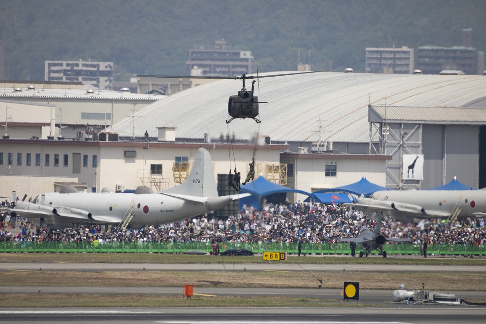 JMSDF, MCAS Iwakuni take Friendship Day 2019 to new altitudes