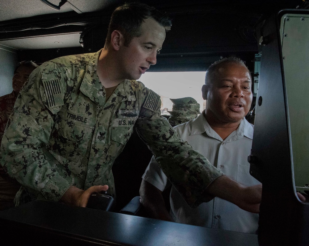 Republic Of Palau Vice President conducts visit with CRG-1, Det. Guam