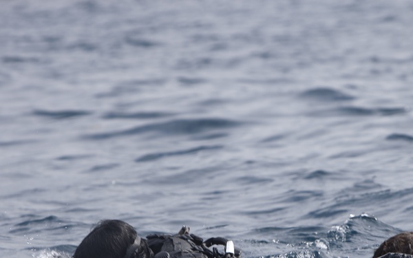 Recon Marines with the 31st MEU dive into DPD training on Okinawa