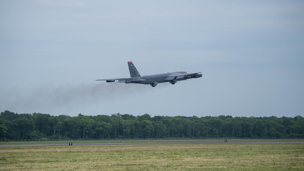 Barksdale B-52 take off for Bomber Task Force