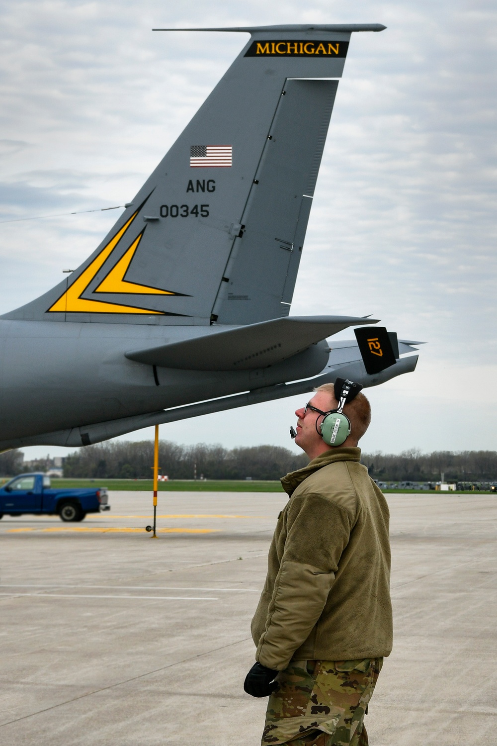 Crew Chief preflights KC-135