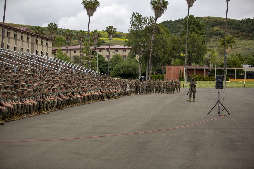 CMC Visits Marines on Camp Pendleton