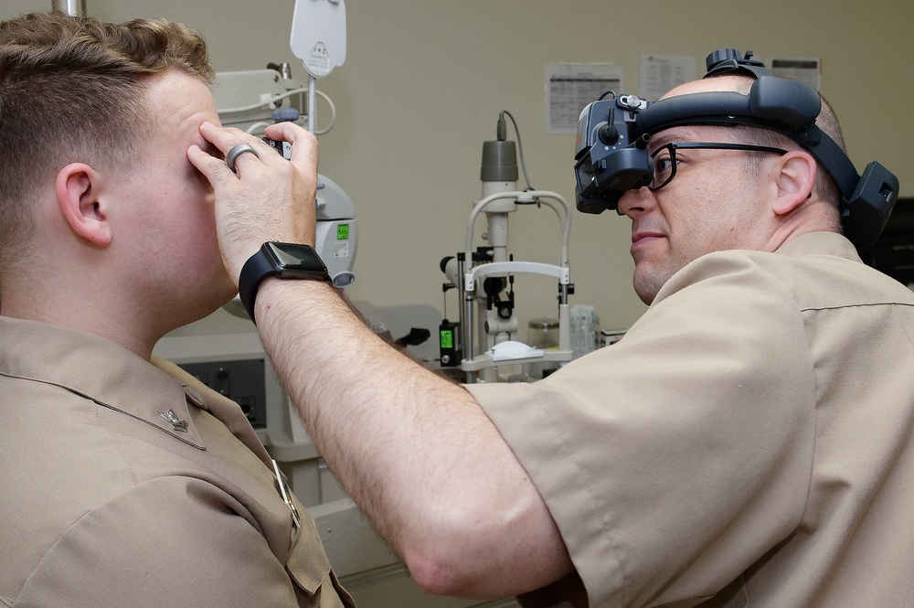 Navy Ophthalmologist Conducts Eye Exam at Naval Hospital Camp Pendleton