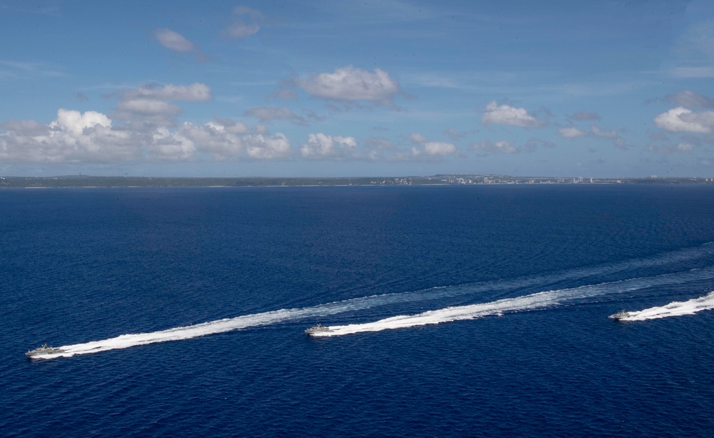 CRS-2 Mark VI patrol boats conduct maneuvering formations