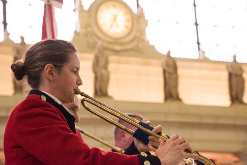 Fife and Drum Corps plays with Swiss Army Band