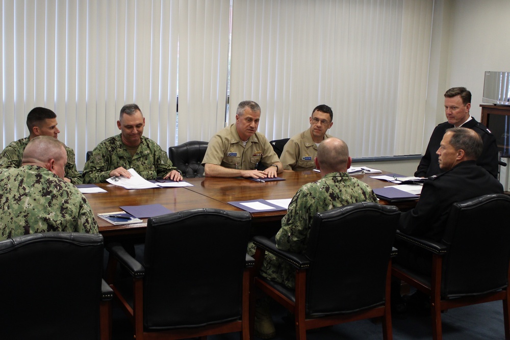 NETC Commander Visits Submarine Learning Center