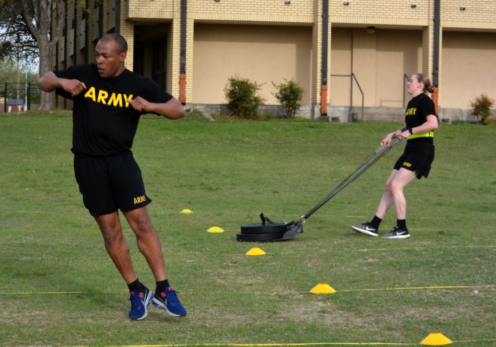 New fitness test challenges Army Medicine’s Regional Best Warriors
