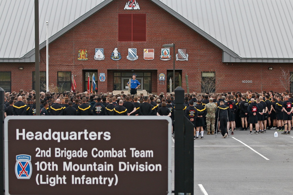 Commandos meet new 10th MTN DIV commander