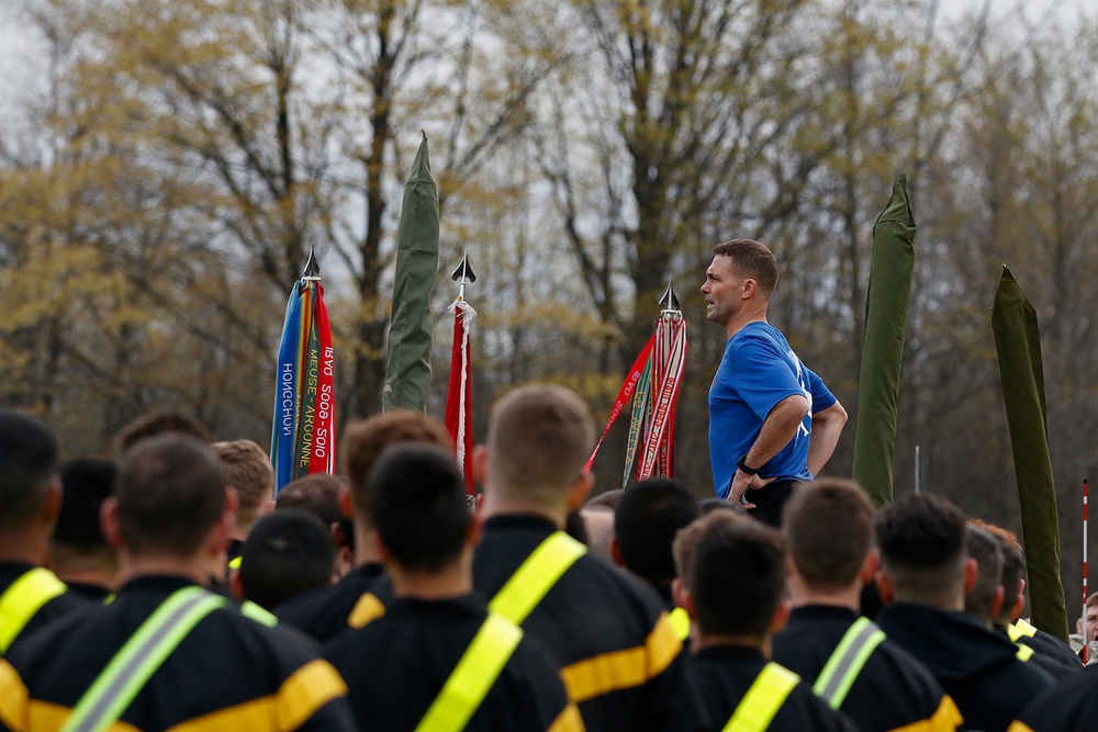 Commandos meet new 10th MTN DIV commander