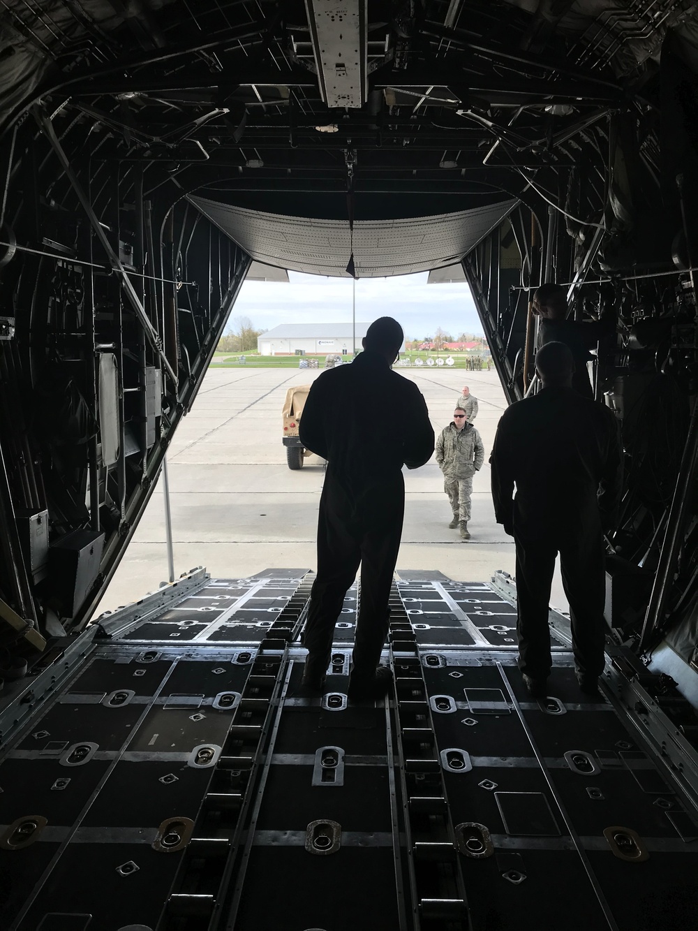 Task Force 46 Prepares Air Load