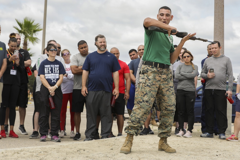 8th MCD welcomes Texas educators to MCRD San Diego