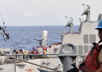 MSC’s USNS Richard E. Byrd Delivers Replenishments to USS William P. Lawrence