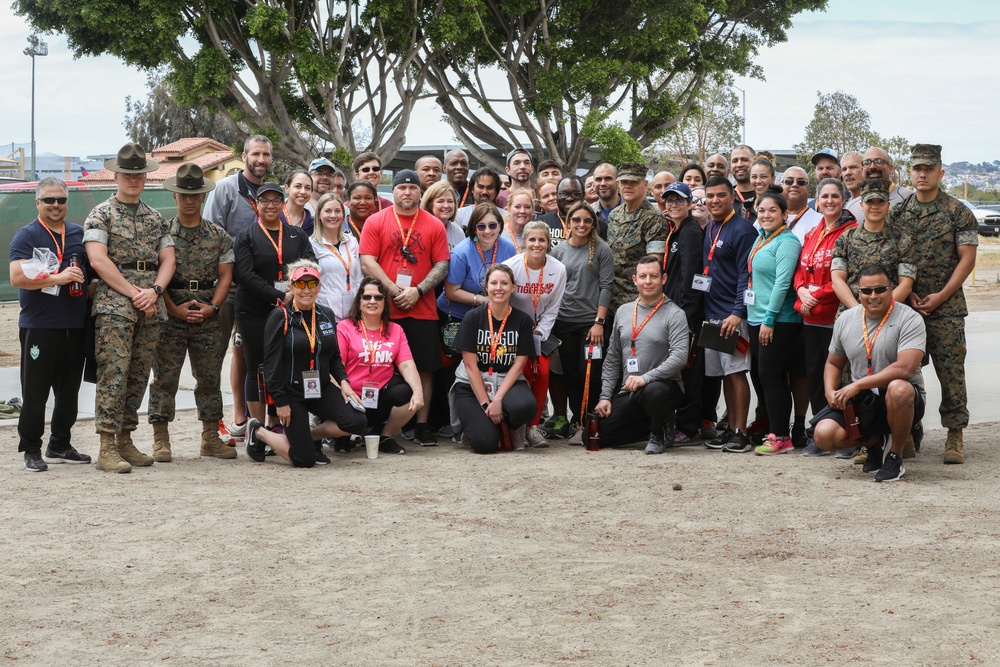 8th MCD welcomes Texas educators to MCRD San Diego