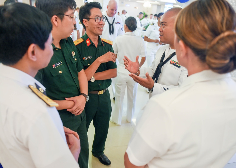 Pacific Partnership 2019 Hosts Reception in Tuy Hoa