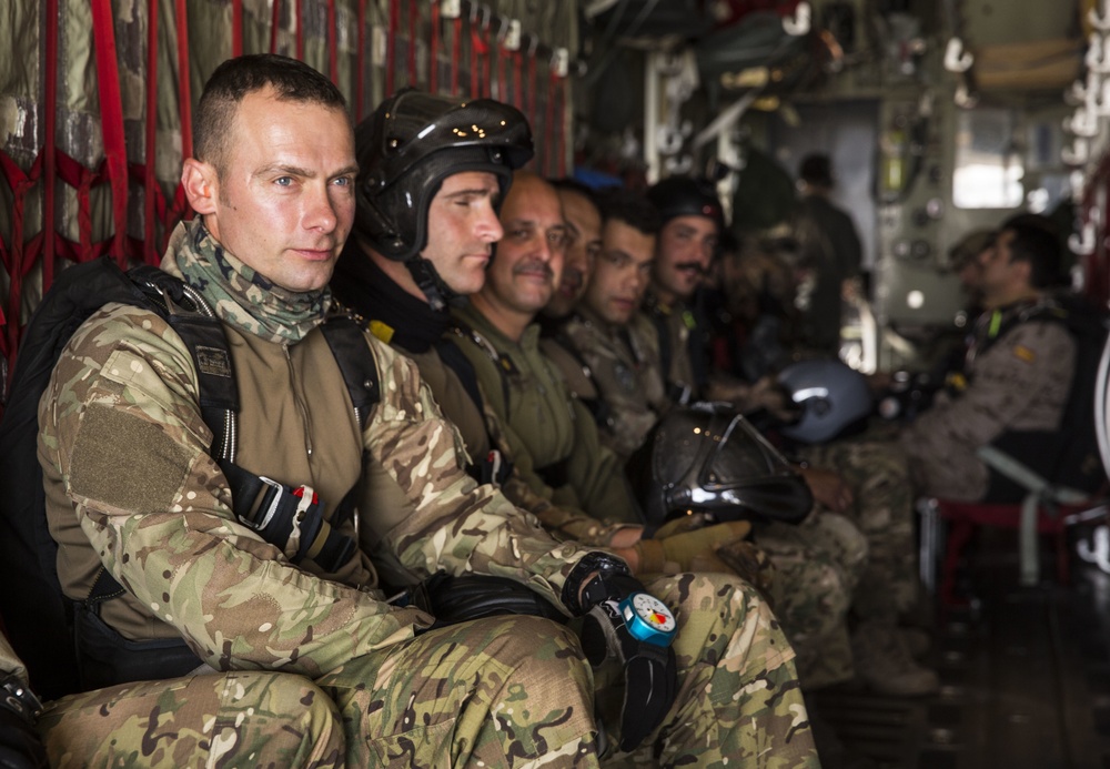 Free Fall: SPMAGTF-CR-AF 19.2 supports Lone Paratrooper
