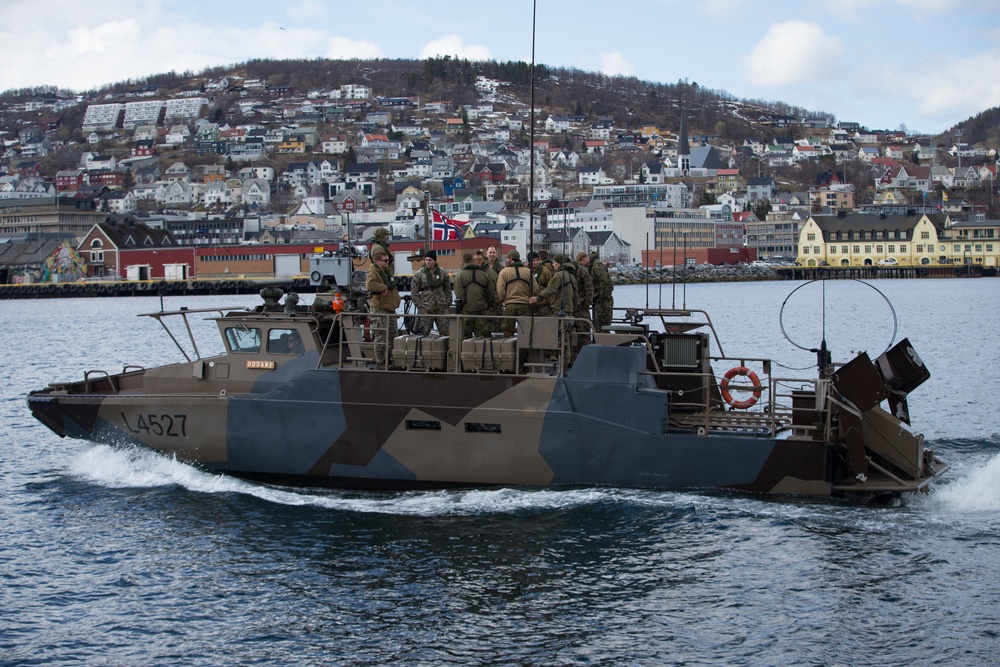 U.S. Marines, Norwegian Coastal Ranger Commando Conduct CB90 Training Platinum Ren 2019