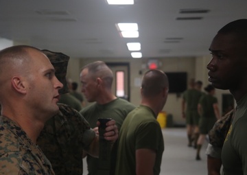 Drill Instructor School students take on squad bay procedures
