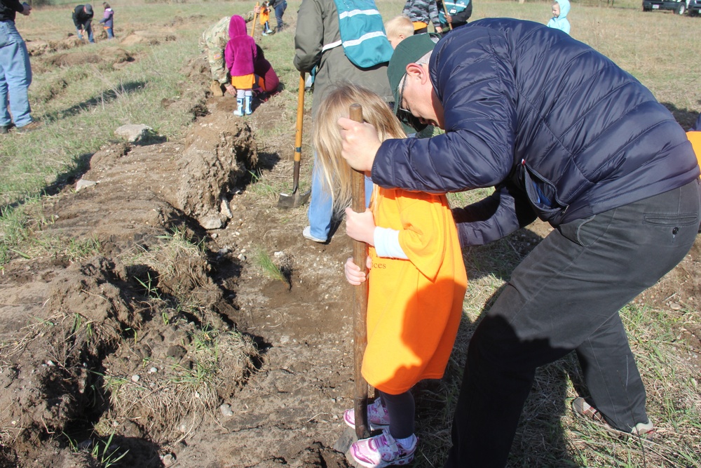 Fort McCoy holds 31st Arbor Day observance, 400-plus trees planted