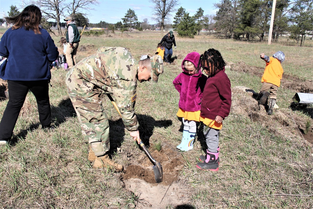 Fort McCoy holds 31st Arbor Day observance, 400-plus trees planted