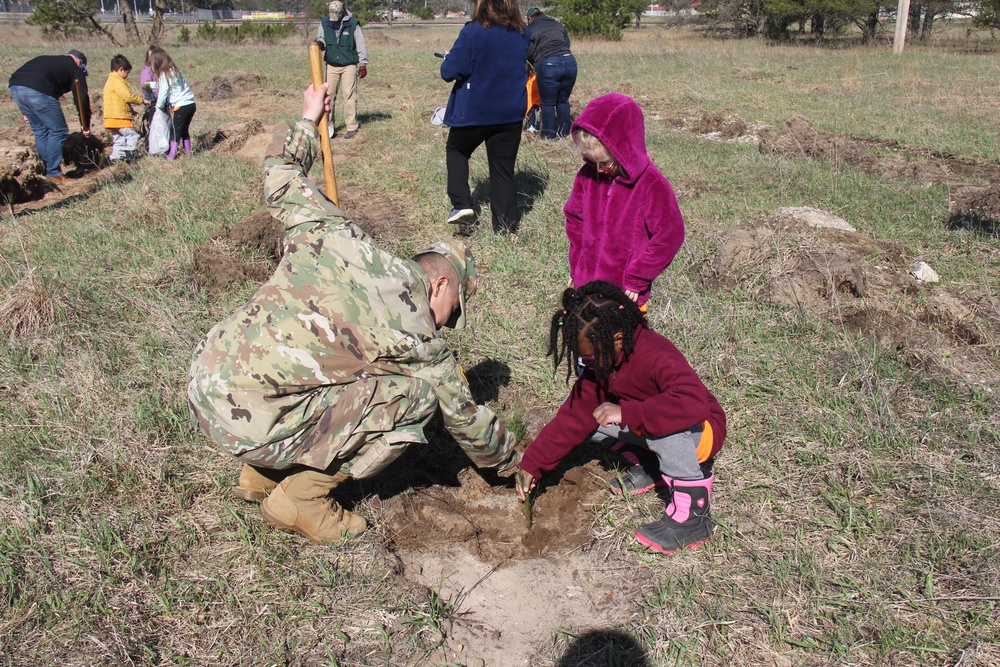 Fort McCoy holds 31st Arbor Day observance, 400-plus trees planted