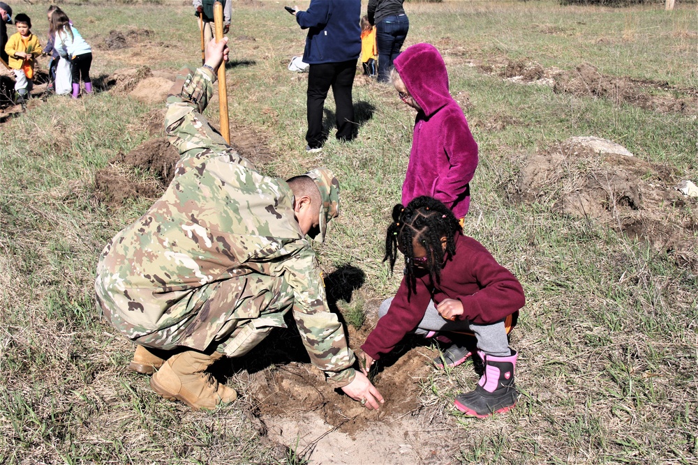 Fort McCoy holds 31st Arbor Day observance, 400-plus trees planted