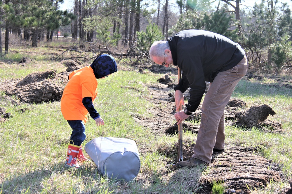 Fort McCoy holds 31st Arbor Day observance, 400-plus trees planted