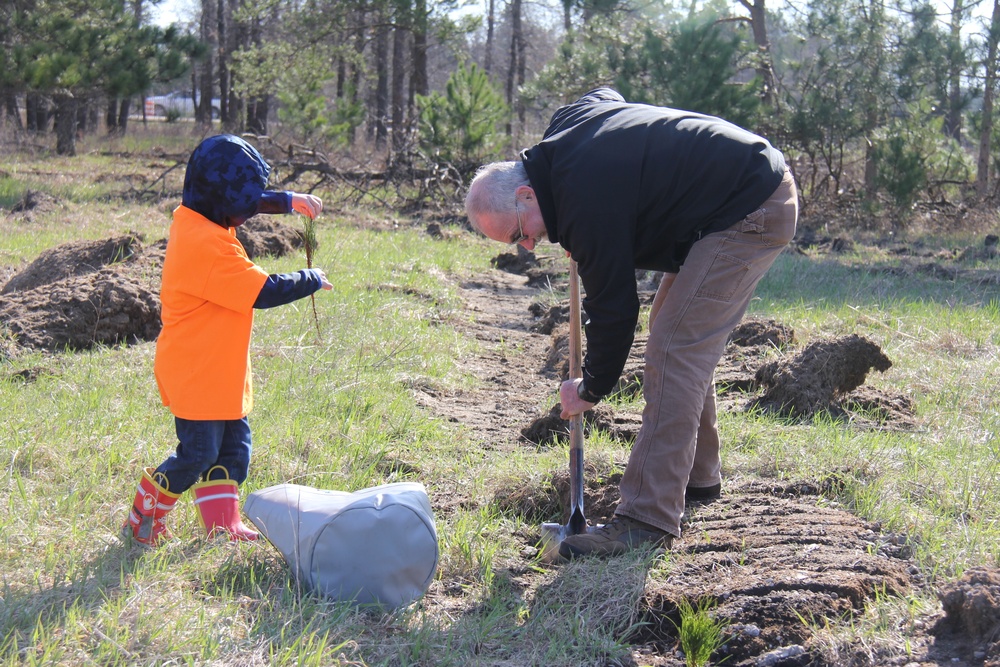 Fort McCoy holds 31st Arbor Day observance, 400-plus trees planted