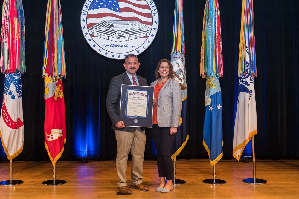 Marine Corps Emergency Management Head Recognized at Spirit of Service Ceremony