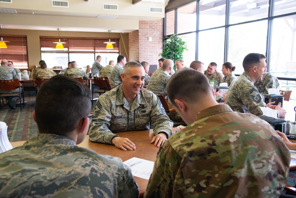 302nd leaders provide guidance during speed mentoring session
